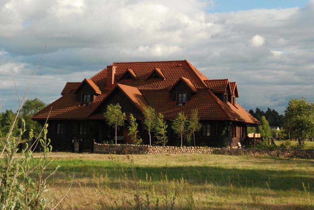 Dwor Labedzie W Kiermusach Kiermusy Экстерьер фото